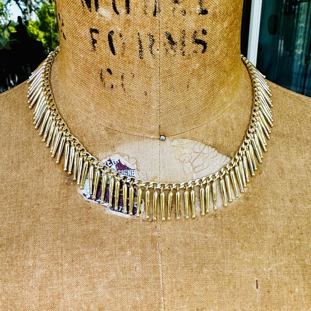 💛 Luv Aj
The Mini Spike Fringe Necklace
Gold